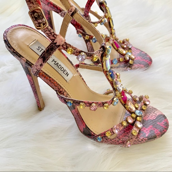 ｓｔｅｖｅ  ｍａｄｄｅｎ  ｍａｊｅｓｔｉｃ  ｄｒｅｓｓ  ｓａｎｄａｌｓ - Picture 2 of 6